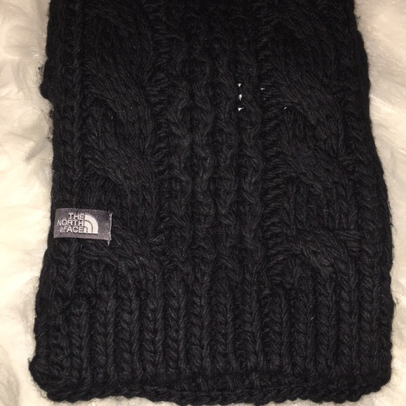 Last sets! North Face knit beanie/scarf - Picture 2 of 5
